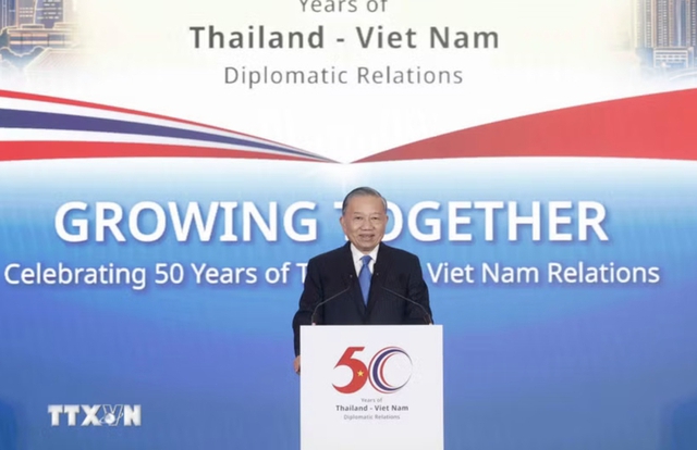 Top Vietnamese leader attends Viet Nam–Thailand business forum in Bangkok- Ảnh 1. Top Vietnamese leader attends Viet Nam–Thailand business forum in Bangkok- Ảnh 1.