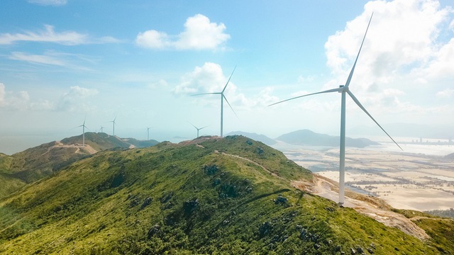 ADB launches US$70 bln push to connect Asia’s power grids, digital networks - Ảnh 1.