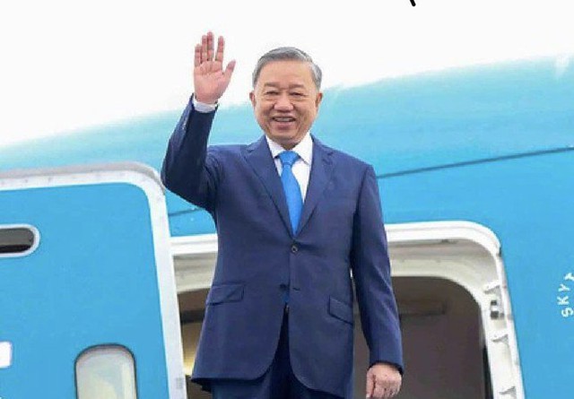 Top leader starts State visit to India - Ảnh 1.