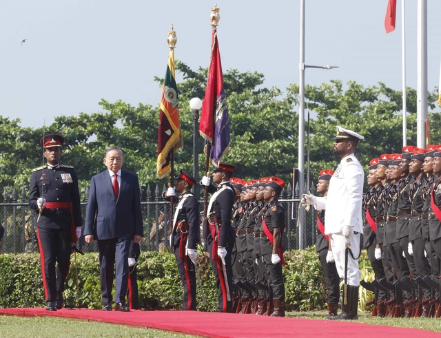 Sri Lanka welcomes top Vietnamese leader with 21-gun salute- Ảnh 2.