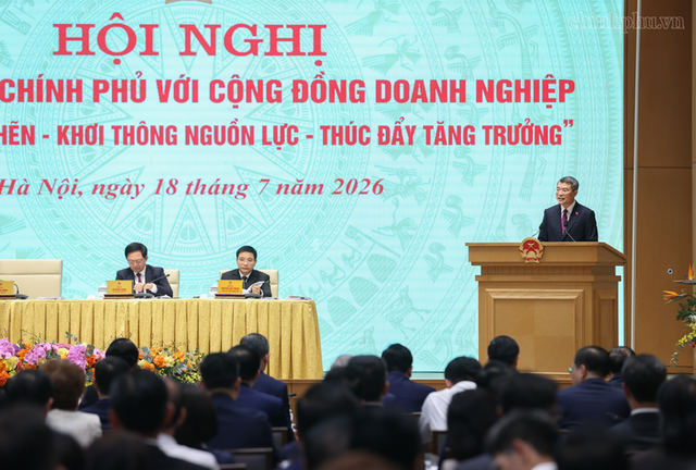 Prime Minister affirms strategic commitment to enterprise development- Ảnh 1. Prime Minister affirms strategic commitment to enterprise development- Ảnh 1.