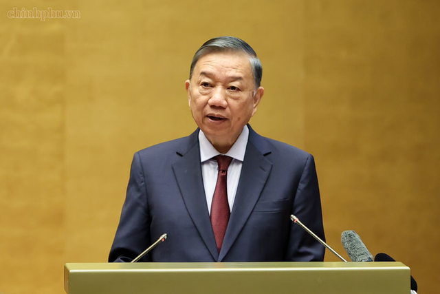 Top leader calls for swift implementation of Party resolutions- Ảnh 1.