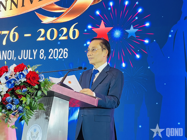 Ceremony held in Ha Noi to mark 250th anniversary of U.S. Independence Day- Ảnh 1. Ceremony held in Ha Noi to mark 250th anniversary of U.S. Independence Day- Ảnh 1.