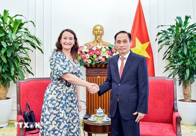 Viet Nam, Uruguay promote bilateral ties more intensively - Ảnh 1.