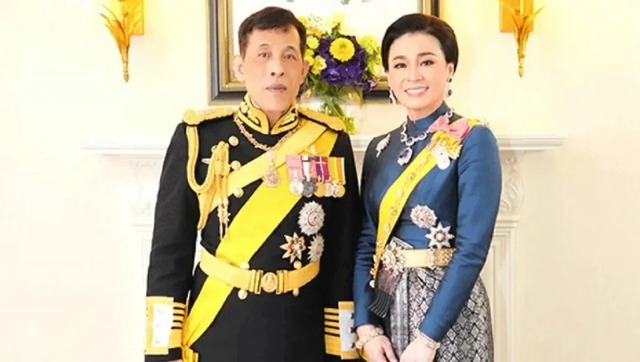 King of Thailand embarks on State visit to Viet Nam- Ảnh 1.