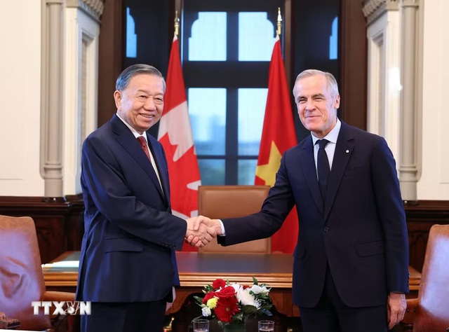 Viet Nam, Canada lift bilateral ties into Strategic Partnership- Ảnh 1.