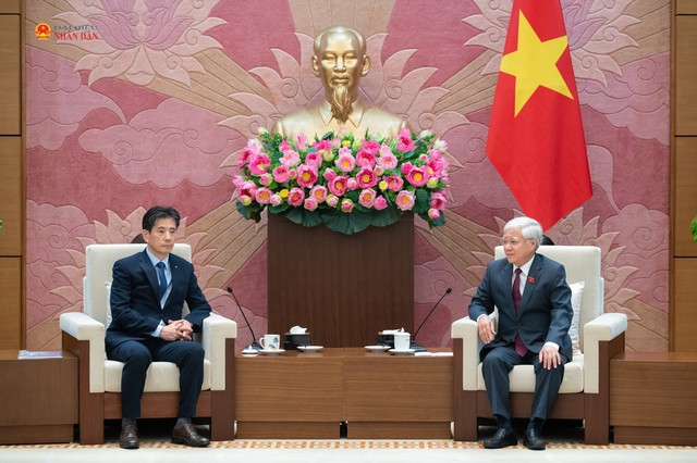 NA Standing Vice Chairman receives KOVECA delegation- Ảnh 1.