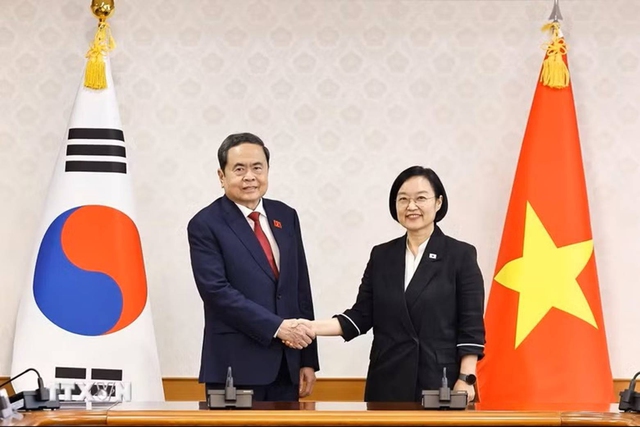 Top legislator meets South Korean Prime Minister Han Seong Sook- Ảnh 1.