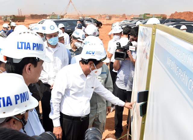 Phó Thủ tướng Lê Văn Thành kiểm tra dự án sân bay Long Thành - Ảnh 2.
