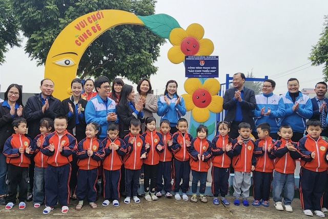 Tuổi trẻ VPCP ra quân Tháng Thanh niên và hưởng ứng Tết trồng cây tại Thái Bình- Ảnh 2.