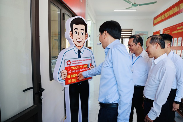 Tạo đột phá trong cải cách TTHC, nâng tầm chất lượng phục vụ người dân và doanh nghiệp- Ảnh 2. Tạo đột phá trong cải cách TTHC, nâng tầm chất lượng phục vụ người dân và doanh nghiệp- Ảnh 2.