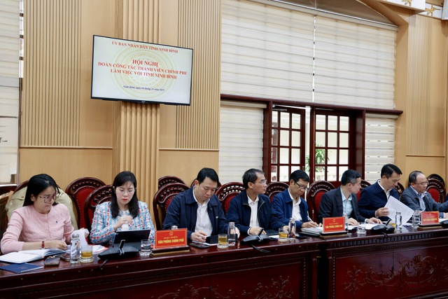 Tháo gỡ khó khăn, thúc đẩy tăng trưởng và hoàn thiện chính quyền hai cấp tại Ninh Bình- Ảnh 5. Tháo gỡ khó khăn, thúc đẩy tăng trưởng và hoàn thiện chính quyền hai cấp tại Ninh Bình- Ảnh 5.