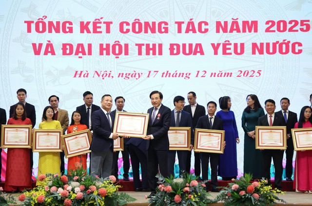 Thi đua thực chất, xây dựng Văn phòng Chính phủ vững mạnh- Ảnh 8.