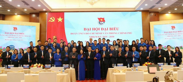 Thanh niên VPCP: Phát huy tinh thần ‘Xung kích - Sáng tạo - Đổi mới - Chuyên nghiệp - Hiệu quả’- Ảnh 4. Thanh niên VPCP: Phát huy tinh thần ‘Xung kích - Sáng tạo - Đổi mới - Chuyên nghiệp - Hiệu quả’- Ảnh 4.