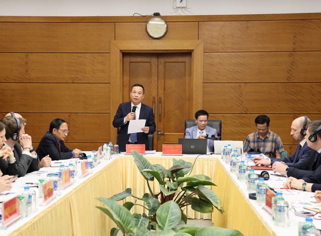 Tăng cường hợp tác Việt Nam – Liên bang Nga, chia sẻ kinh nghiệm chuyển đổi số trong hành chính công- Ảnh 1. Tăng cường hợp tác Việt Nam – Liên bang Nga, chia sẻ kinh nghiệm chuyển đổi số trong hành chính công- Ảnh 1.