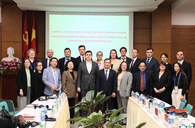 Tăng cường hợp tác Việt Nam – Liên bang Nga, chia sẻ kinh nghiệm chuyển đổi số trong hành chính công- Ảnh 4. Tăng cường hợp tác Việt Nam – Liên bang Nga, chia sẻ kinh nghiệm chuyển đổi số trong hành chính công- Ảnh 4.
