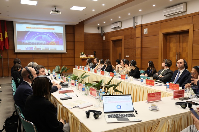 Tăng cường hợp tác Việt Nam – Liên bang Nga, chia sẻ kinh nghiệm chuyển đổi số trong hành chính công- Ảnh 3. Tăng cường hợp tác Việt Nam – Liên bang Nga, chia sẻ kinh nghiệm chuyển đổi số trong hành chính công- Ảnh 3.