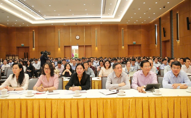 Thống nhất về nhận thức, tư tưởng, quyết tâm cao nhất trước yêu cầu phát triển mới của đất nước- Ảnh 2. Thống nhất về nhận thức, tư tưởng, quyết tâm cao nhất trước yêu cầu phát triển mới của đất nước- Ảnh 2.
