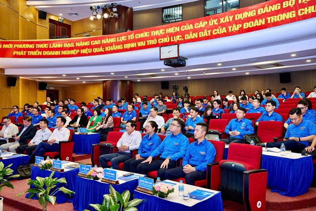 'Tuổi trẻ Chính phủ - Làm chủ AI - Làm chủ tương lai'- Ảnh 3. 'Tuổi trẻ Chính phủ - Làm chủ AI - Làm chủ tương lai'- Ảnh 3.