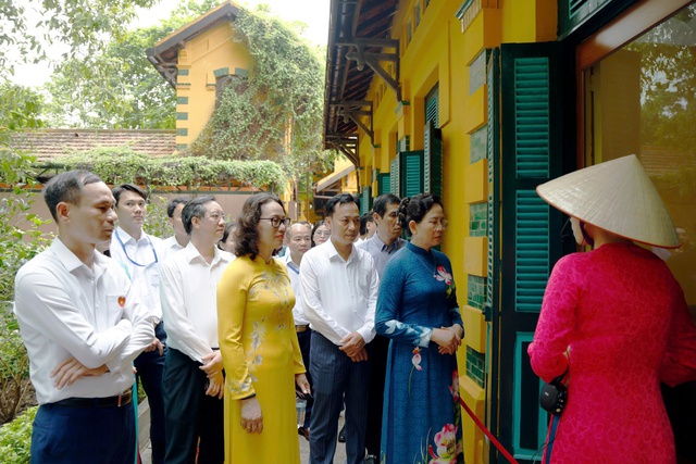 Học Bác để nâng cao nhận thức chính trị, lan tỏa lòng yêu nước- Ảnh 3. Học Bác để nâng cao nhận thức chính trị, lan tỏa lòng yêu nước- Ảnh 3.