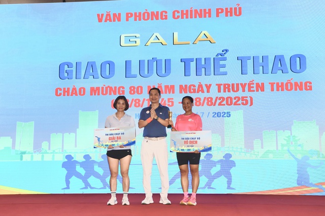Sôi nổi hoạt động giao lưu thể thao chào mừng 80 năm Văn phòng Chính phủ- Ảnh 21.