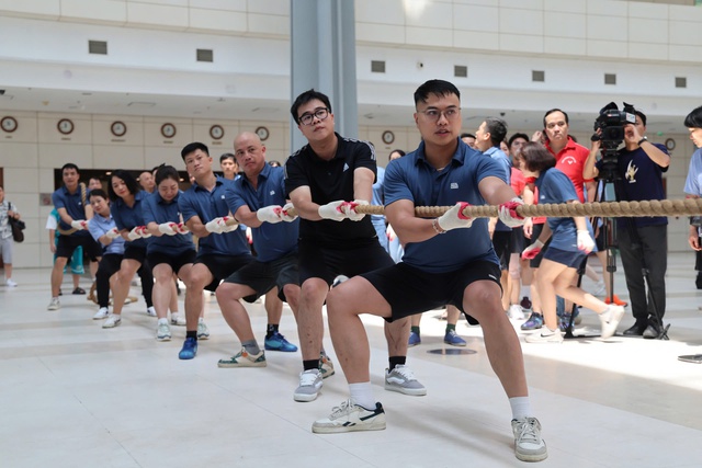 Giao lưu thể thao chào mừng 80 năm Ngày truyền thống Văn phòng Chính phủ- Ảnh 9. Giao lưu thể thao chào mừng 80 năm Ngày truyền thống Văn phòng Chính phủ- Ảnh 9.
