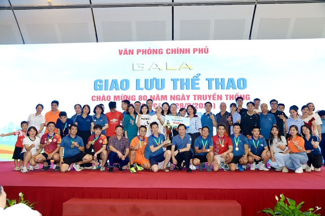 Sôi nổi hoạt động giao lưu thể thao chào mừng 80 năm Văn phòng Chính phủ- Ảnh 22.