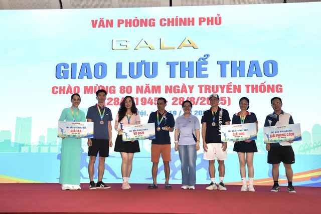 Sôi nổi hoạt động giao lưu thể thao chào mừng 80 năm Văn phòng Chính phủ- Ảnh 19.