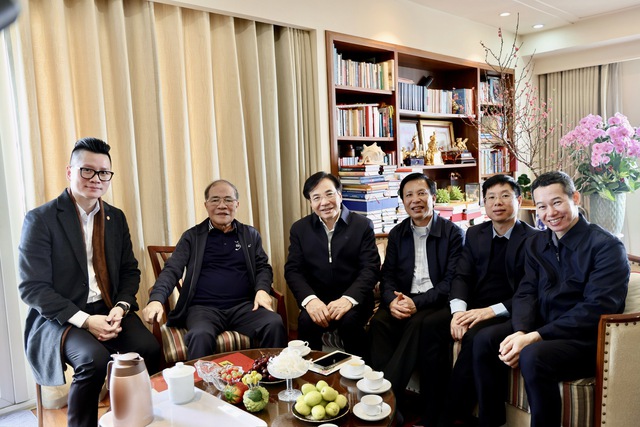 Bộ trưởng, Chủ nhiệm VPCP thăm, chúc Tết các đồng chí nguyên lãnh đạo Đảng, Nhà nước- Ảnh 3. Bộ trưởng, Chủ nhiệm VPCP thăm, chúc Tết các đồng chí nguyên lãnh đạo Đảng, Nhà nước- Ảnh 3.