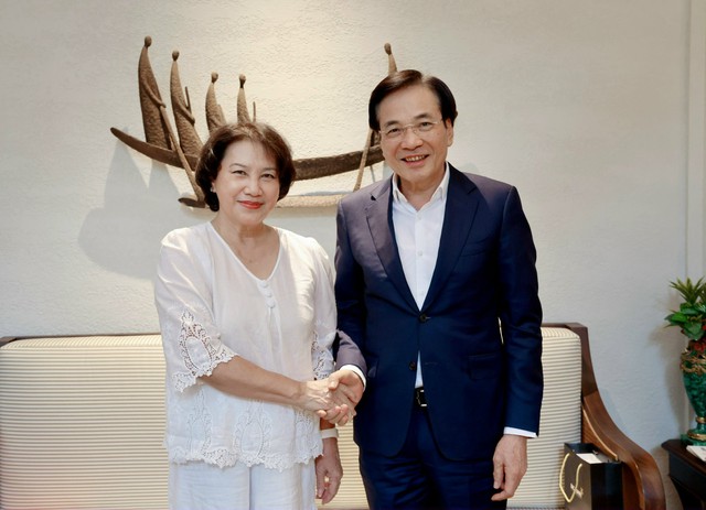 Bộ trưởng, Chủ nhiệm VPCP thăm, chúc Tết các đồng chí nguyên lãnh đạo Đảng, Nhà nước- Ảnh 4. Bộ trưởng, Chủ nhiệm VPCP thăm, chúc Tết các đồng chí nguyên lãnh đạo Đảng, Nhà nước- Ảnh 4.