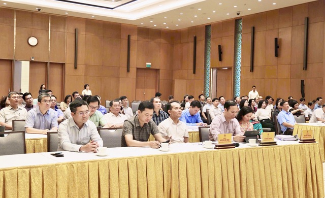 VPCP dự Hội nghị sơ kết 1 năm vận hành mô hình tổ chức tổng thể của hệ thống chính trị, mô hình chính quyền 3 cấp- Ảnh 3. VPCP dự Hội nghị sơ kết 1 năm vận hành mô hình tổ chức tổng thể của hệ thống chính trị, mô hình chính quyền 3 cấp- Ảnh 3.