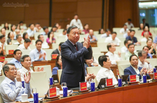 VPCP dự Hội nghị toàn quốc quán triệt và triển khai thực hiện Nghị quyết Hội nghị Trung ương 3- Ảnh 1.