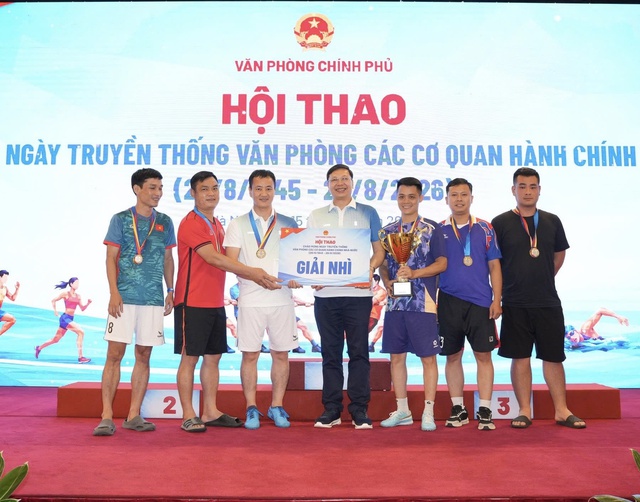 Vinh danh 8 tập thể, 82 cá nhân xuất sắc tại Hội thao VPCP- Ảnh 3.