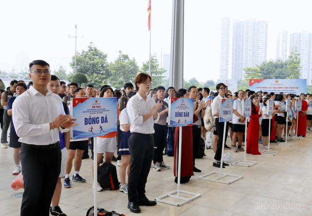Khai mạc Hội thao giao lưu chào mừng 81 năm Ngày truyền thống VPCP- Ảnh 5.