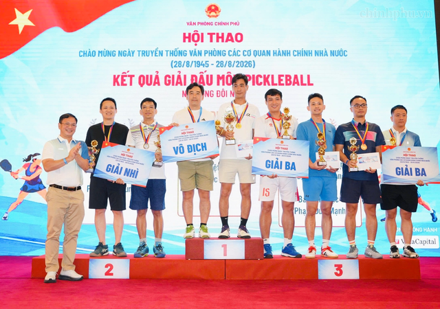 Vinh danh 8 tập thể, 82 cá nhân xuất sắc tại Hội thao VPCP- Ảnh 8.