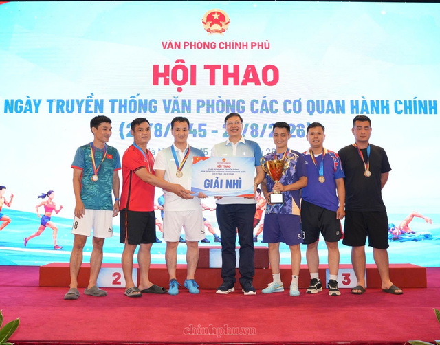 Vinh danh 8 tập thể, 82 cá nhân xuất sắc tại Hội thao VPCP- Ảnh 3.