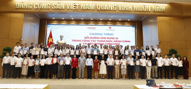 Bế mạc lớp bồi dưỡng ứng dụng AI trong công tác hành chính, tham mưu tại VPCP- Ảnh 6.
