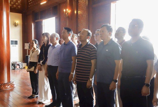 Hành trình 'về nguồn', bồi đắp lý tưởng cách mạng và bản lĩnh chính trị của người cán bộ tham mưu- Ảnh 2.