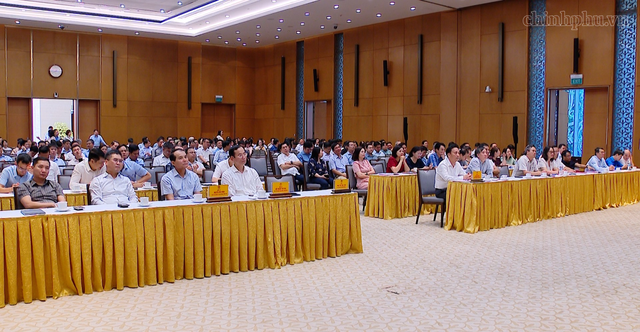 Văn phòng Chính phủ quán triệt, triển khai thực hiện một số Nghị quyết, Chỉ thị của Bộ Chính trị- Ảnh 3.