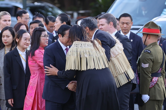 新西兰总理举行隆重仪式，欢迎范明正总理访问新西兰- Ảnh 2.