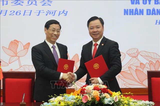 越南祖国阵线河内市委员会与中国政协上海市委员会举行座谈会- Ảnh 2.