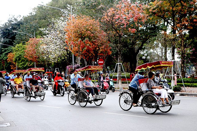 2024年第一季度河内市接待外国游客人数增长40%- Ảnh 1.