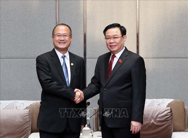 越南国会主席王廷惠会见中国企业代表- Ảnh 1.