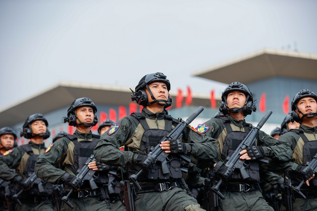 越南特警力量传统日50周年纪念典礼（组图）- Ảnh 8.