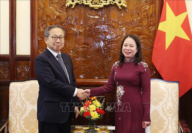 越南国家代主席会见日本和阿尔及利亚驻越南大使- Ảnh 1.