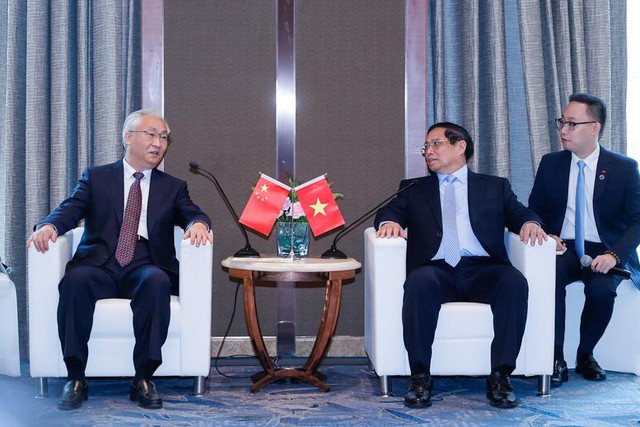 范明正总理会见中国国务院副总理张国清- Ảnh 2.