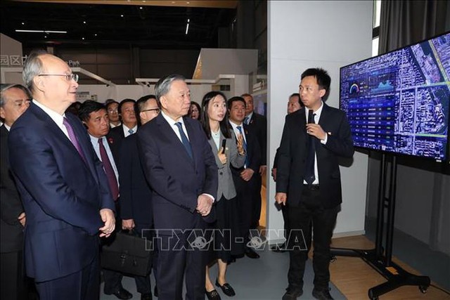 越共中央总书记、国家主席苏林造访中共中央党校- Ảnh 2. 越共中央总书记、国家主席苏林造访中共中央党校- Ảnh 2.