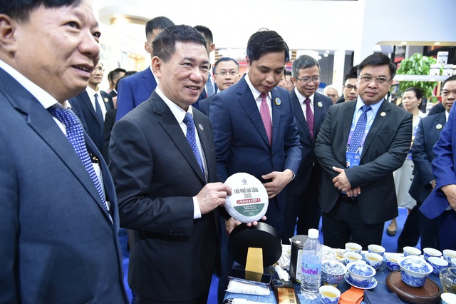 胡德福副总理:中国—东盟合作4个优先领域- Ảnh 18. 胡德福副总理:中国—东盟合作4个优先领域- Ảnh 18.