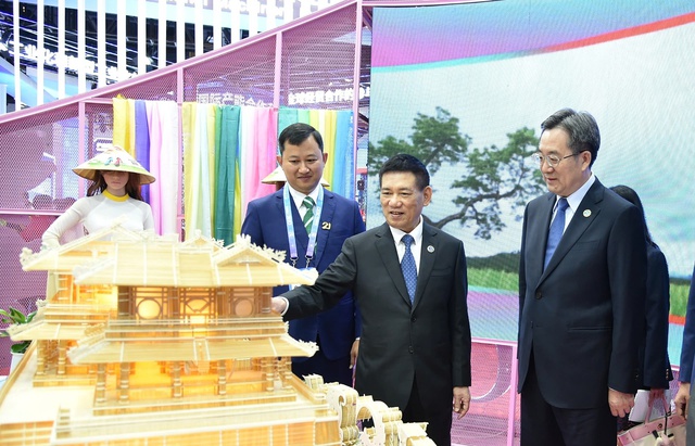 胡德福副总理:中国—东盟合作4个优先领域- Ảnh 11. 胡德福副总理:中国—东盟合作4个优先领域- Ảnh 11.