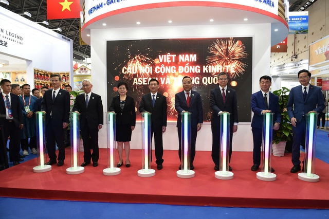 胡德福副总理:中国—东盟合作4个优先领域- Ảnh 13. 胡德福副总理:中国—东盟合作4个优先领域- Ảnh 13.